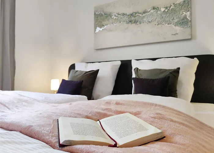 Early Year - - Mitten In Der Stadt * Kassel