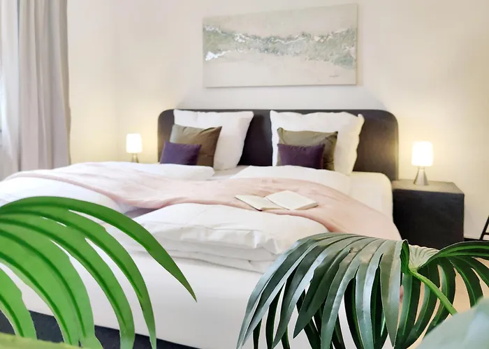 Early Year - - Mitten In Der Stadt Lägenhet Kassel